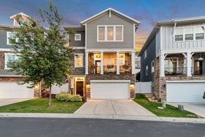 featured image of 966 E Deer Arch Ln