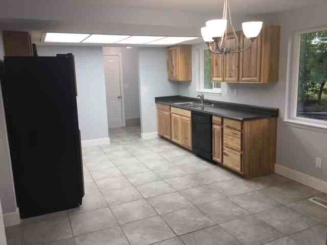 656 Sw #1 - Photo 4 of 13