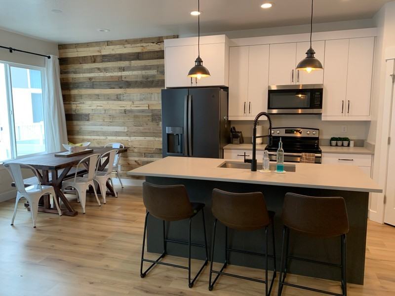 271 Wn - Photo 3 of 27