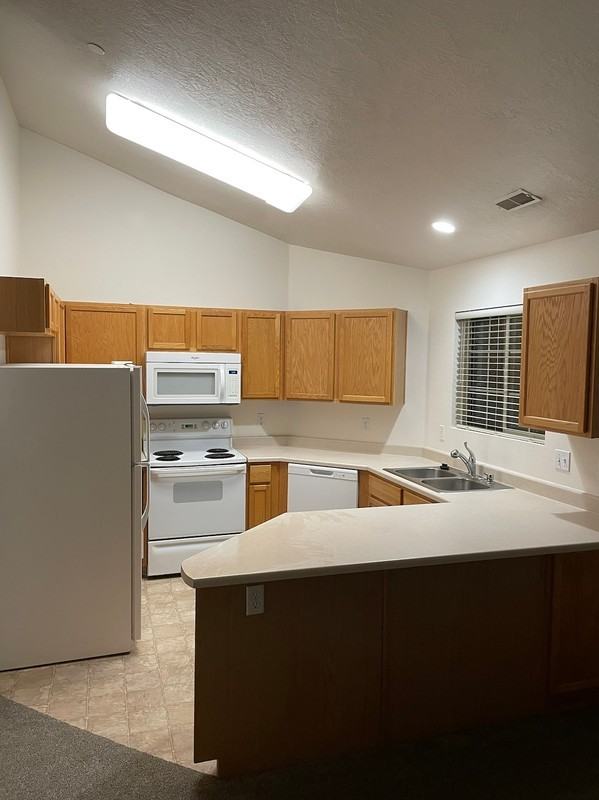 14021 S Sonora Way - Photo 2 of 19