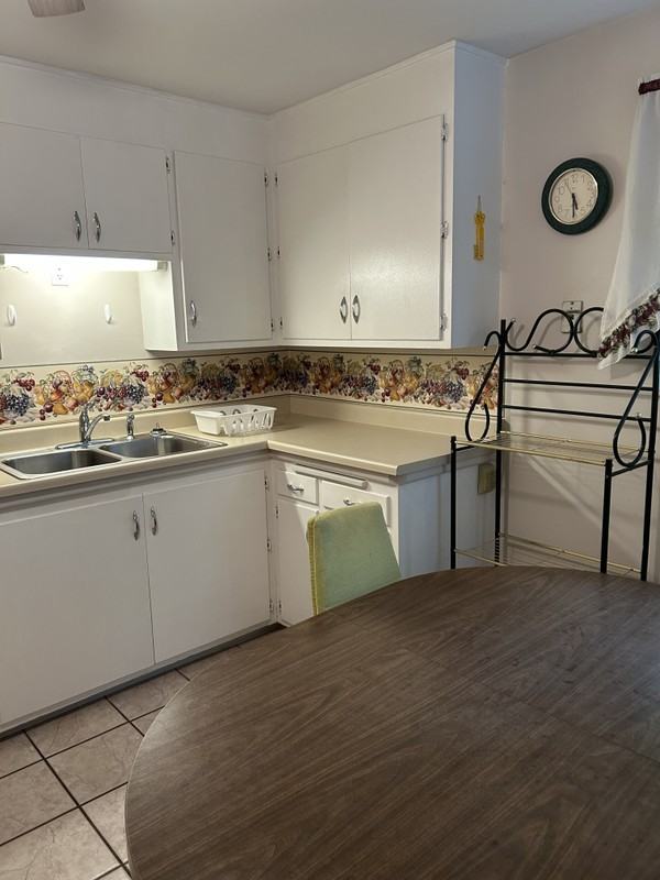 271 Nw #1 - Photo 5 of 6