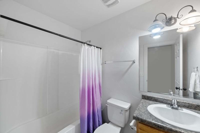 7102 N Mohican Dr - Photo 3 of 21