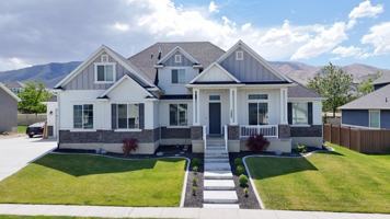 featured image of 3687 S Spinnaker Bay Dr