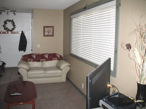 7818 S Chadbourne Dr - Photo 2 of 22