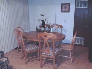7818 S Chadbourne Dr - Photo 4 of 22