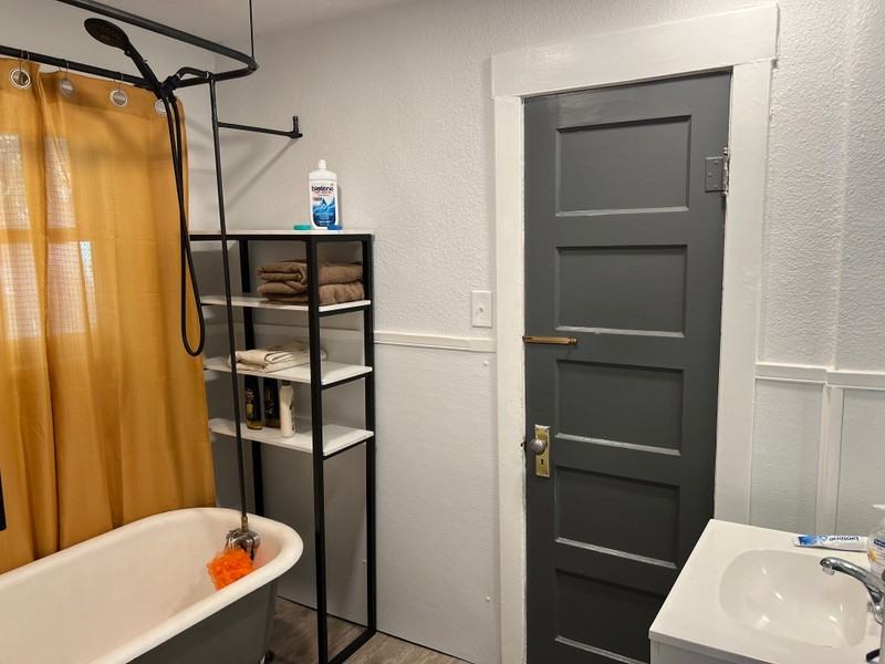 589 E St - Photo 5 of 18