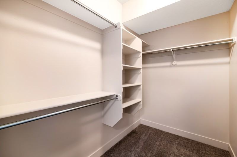 154 7th St #302 - Photo 5 of 20
