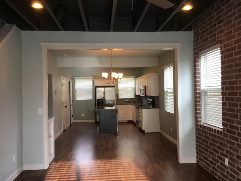 420 N Main St #4 - Photo 4 of 13