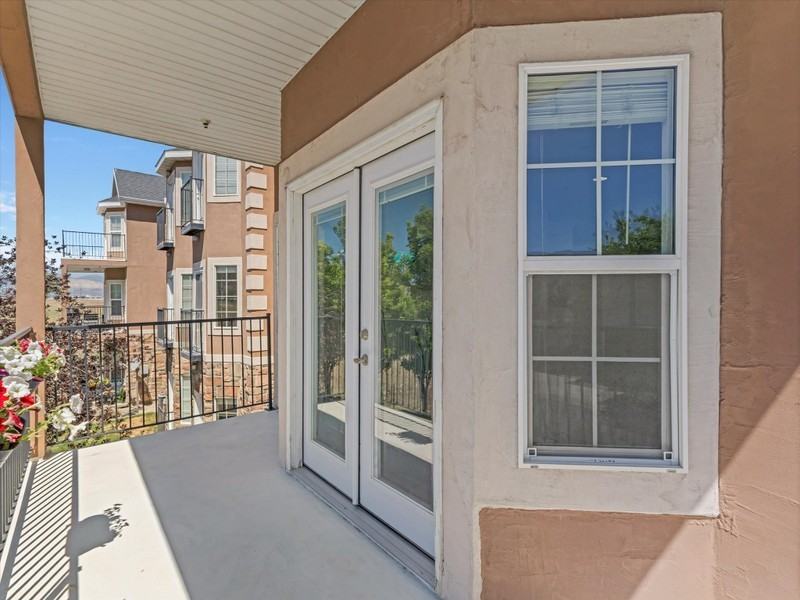 114 E Bella Monte Dr - Photo 5 of 23