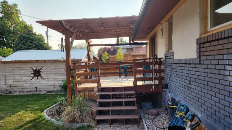 628 E Wilson Ave - Photo 4 of 34