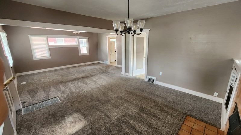 628 E Wilson Ave - Photo 7 of 34