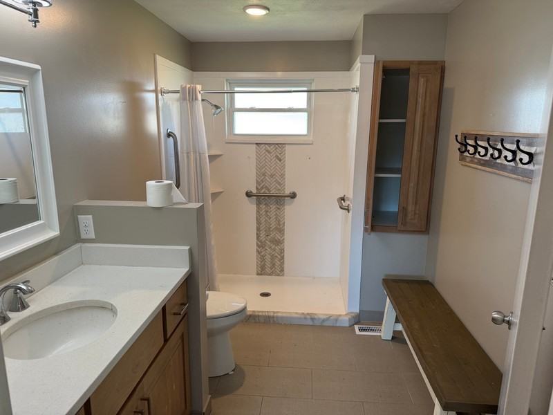 2373 Ne - Photo 7 of 15