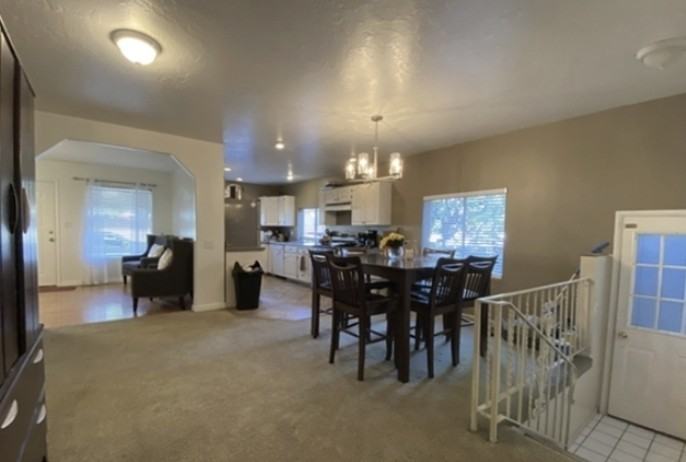 2906 S St - Photo 2 of 11