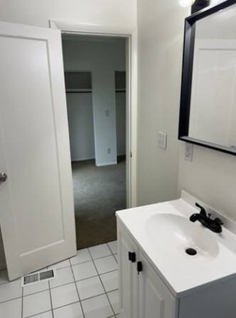 2906 S St - Photo 5 of 11