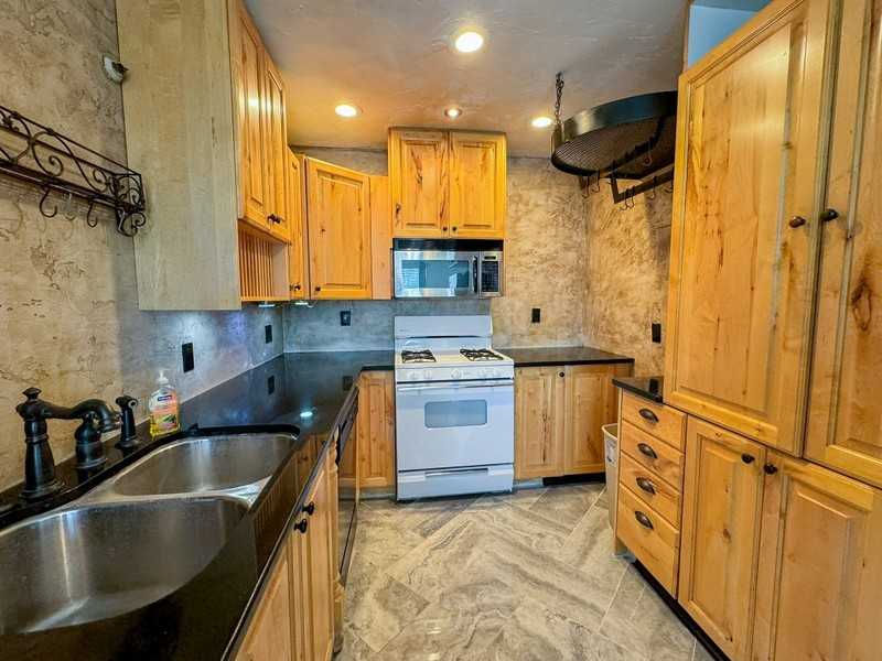 614 Sw #4 - Photo 7 of 19