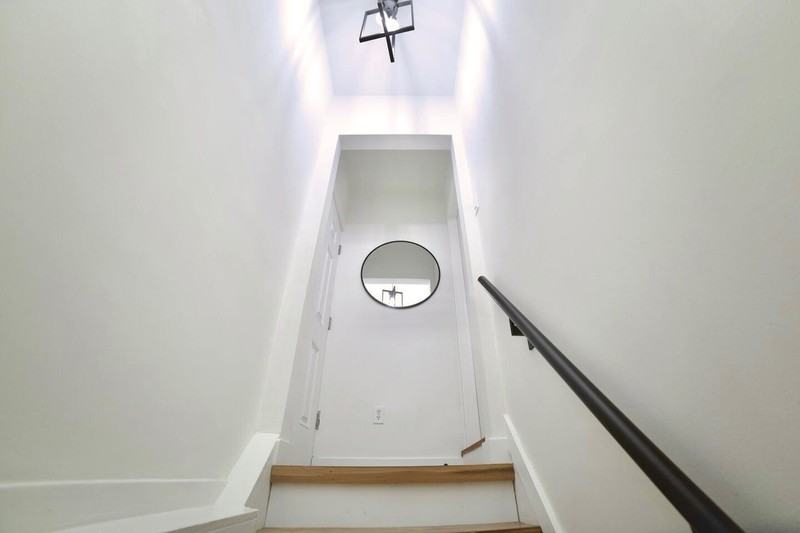 368 Sw - Photo 4 of 18