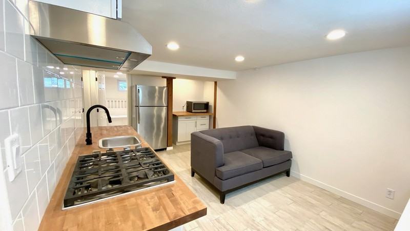 368 Sw - Photo 5 of 18