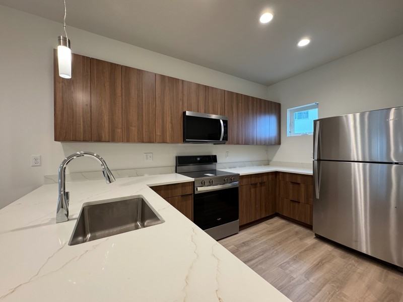 1788 S Main St - Photo 2 of 11