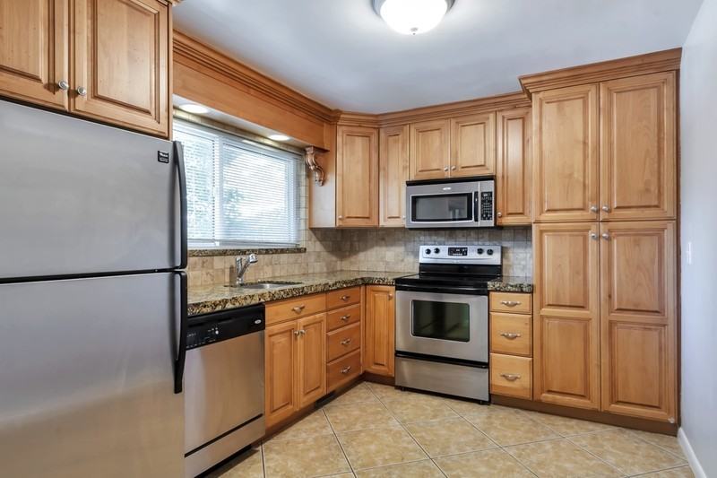 2370 S Parleys Cir #1 - Photo 5 of 6