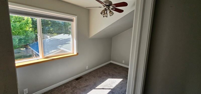 1689 Canyon Rd - Photo 5 of 8