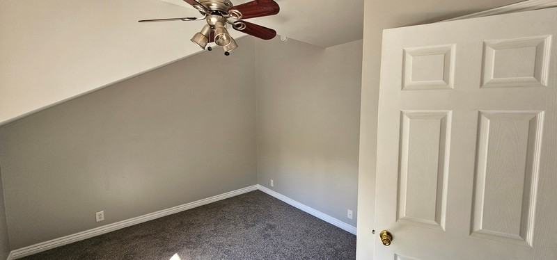 1689 Canyon Rd - Photo 6 of 8