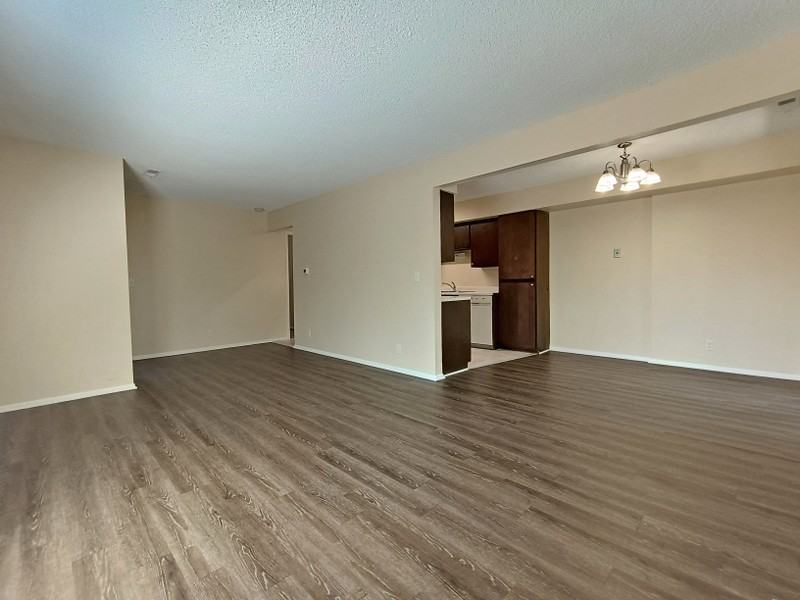 4536 Sw #12 - Photo 4 of 18