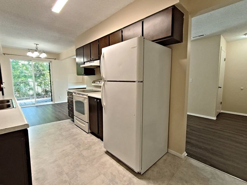 4536 Sw #12 - Photo 7 of 18