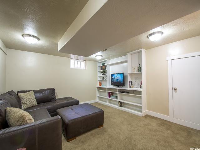 2176 S Nowell Cir - Photo 6 of 13