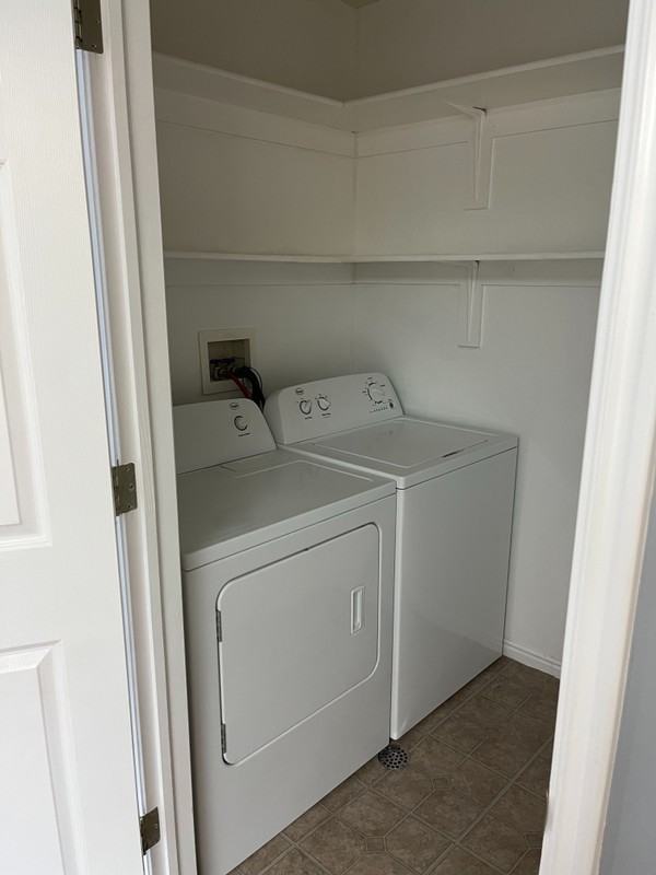 42 Kensington Pl - Photo 7 of 14