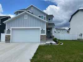 featured image of 9789 N Bridge St