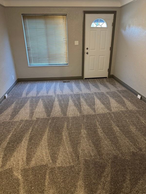 51 Spokane Dr #2 - Photo 4 of 8