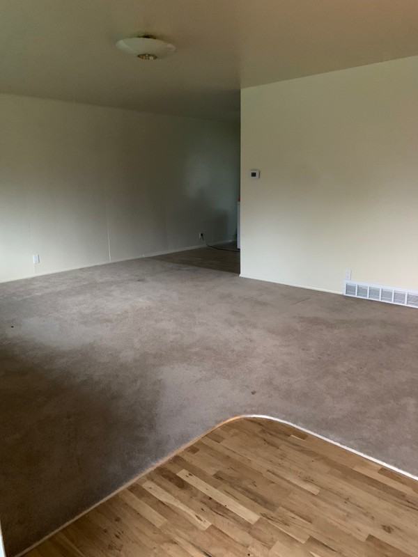 3180 Ne - Photo 4 of 9