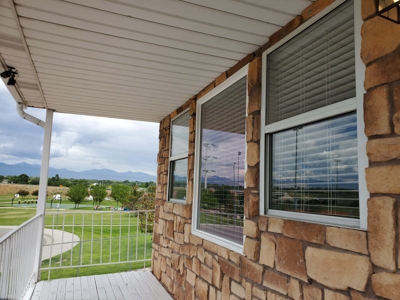 940 W Red Oaks Dr - Photo 3 of 50