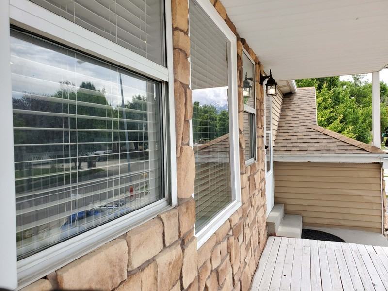 940 W Red Oaks Dr - Photo 4 of 50