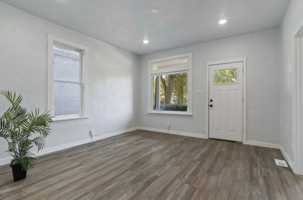 featured image of 322 30th St