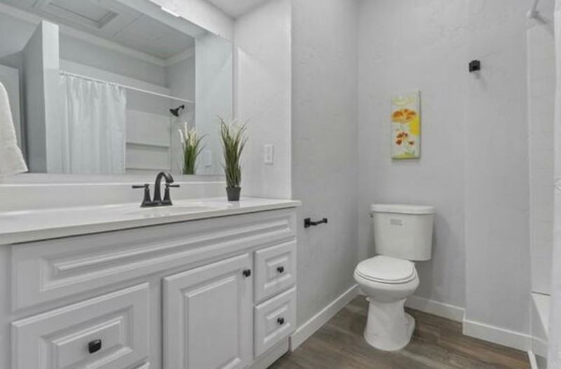 322 30th St - Photo 5 of 10
