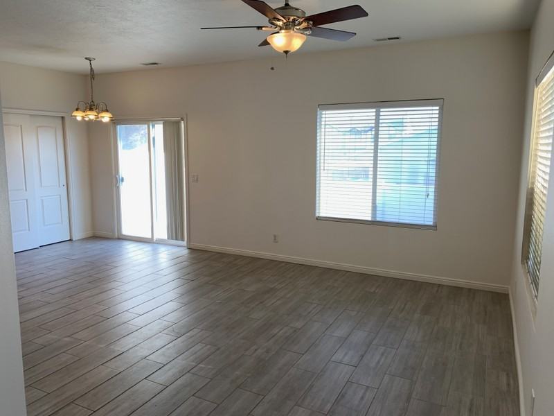 2389 S Oak Lawn Way - Photo 4 of 19