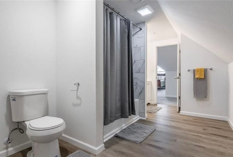 2912 Lafayette St - Photo 4 of 18
