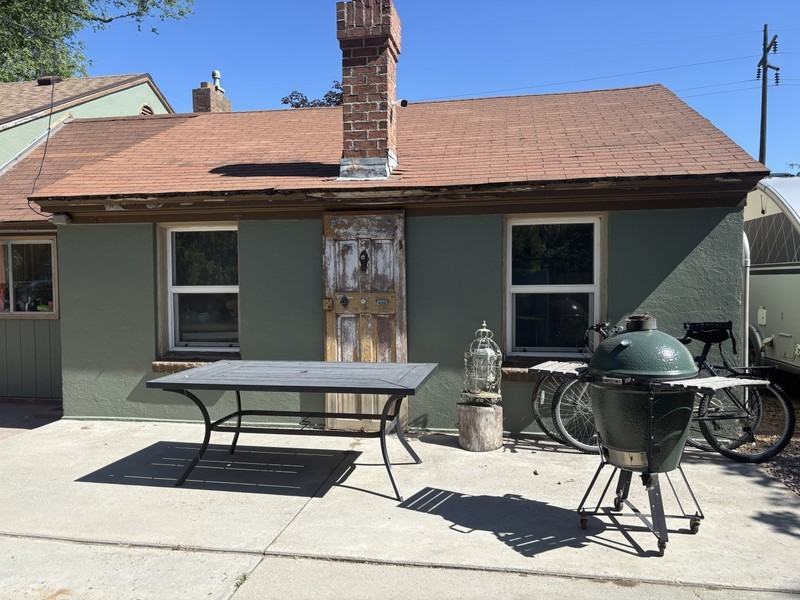 174 E Pioneer Ave - Photo 3 of 11