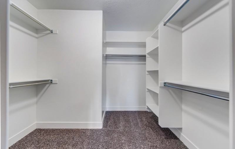 2628 N Cormac Pl - Photo 5 of 31
