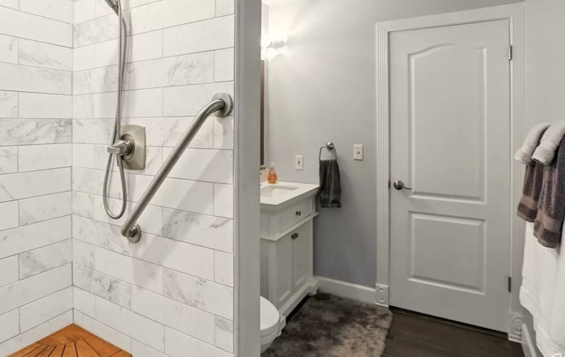 130 Sw - Photo 3 of 19