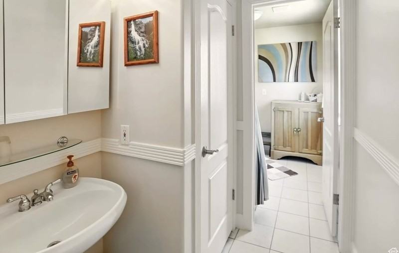 130 Sw - Photo 4 of 19