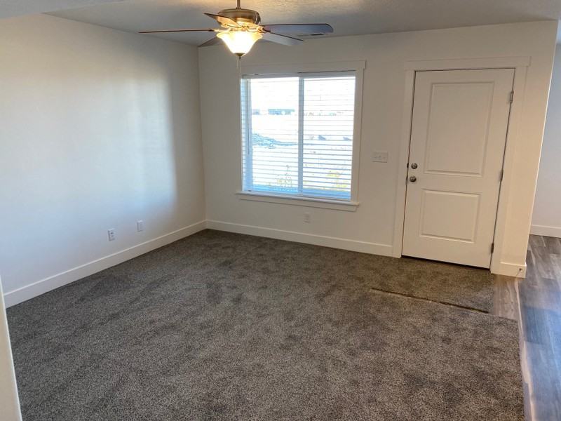 2035 Ne #11 - Photo 5 of 44