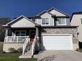 featured image of 1638 W Quailhill Rd