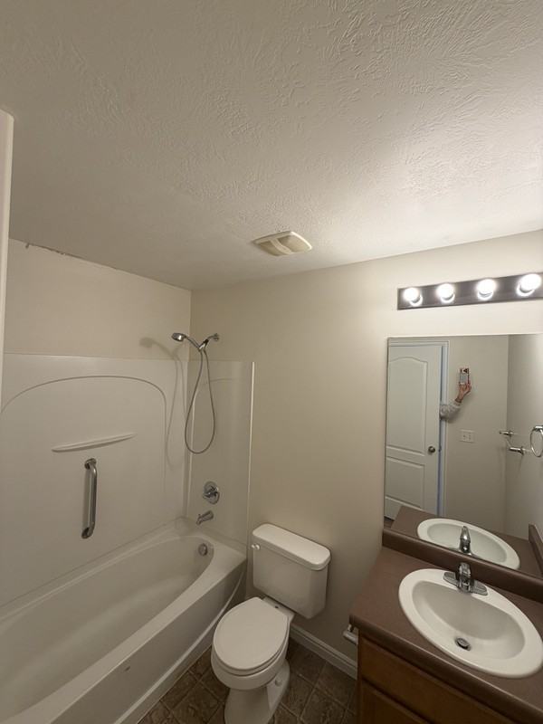 4797 S Huntly Dr - Photo 3 of 15