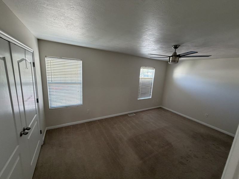 4797 S Huntly Dr - Photo 5 of 15