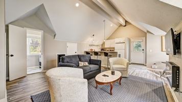 featured image of 145 Daly Ave