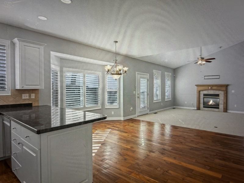 352 E Haven Crest Rd - Photo 3 of 10