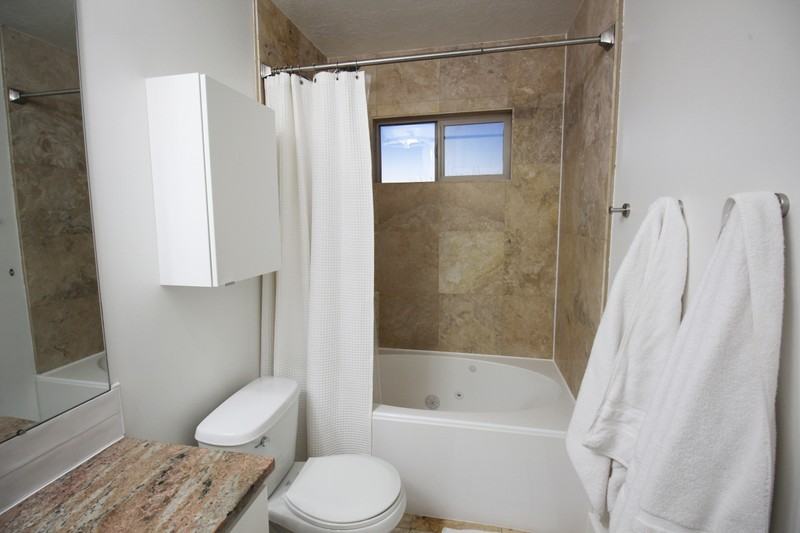 625 E St #7 - Photo 6 of 46