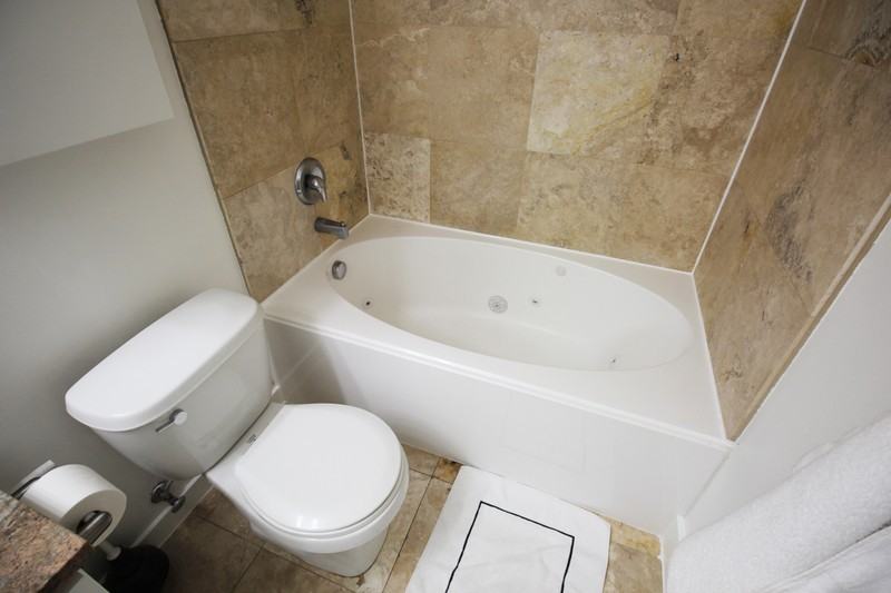625 E St #7 - Photo 7 of 46